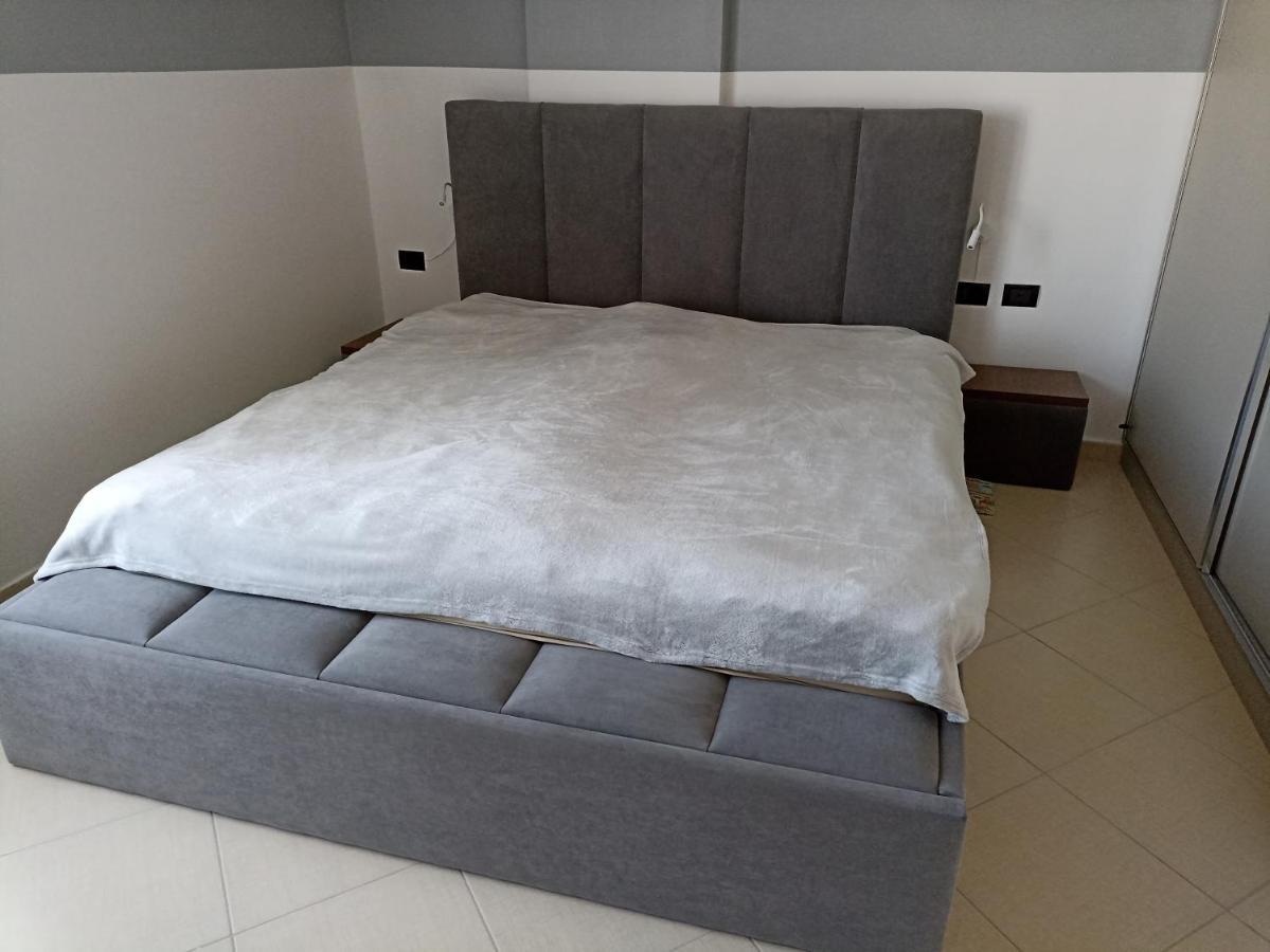 Apartment Cinco 33 Kufrujeme.Cz Дуррес Экстерьер фото