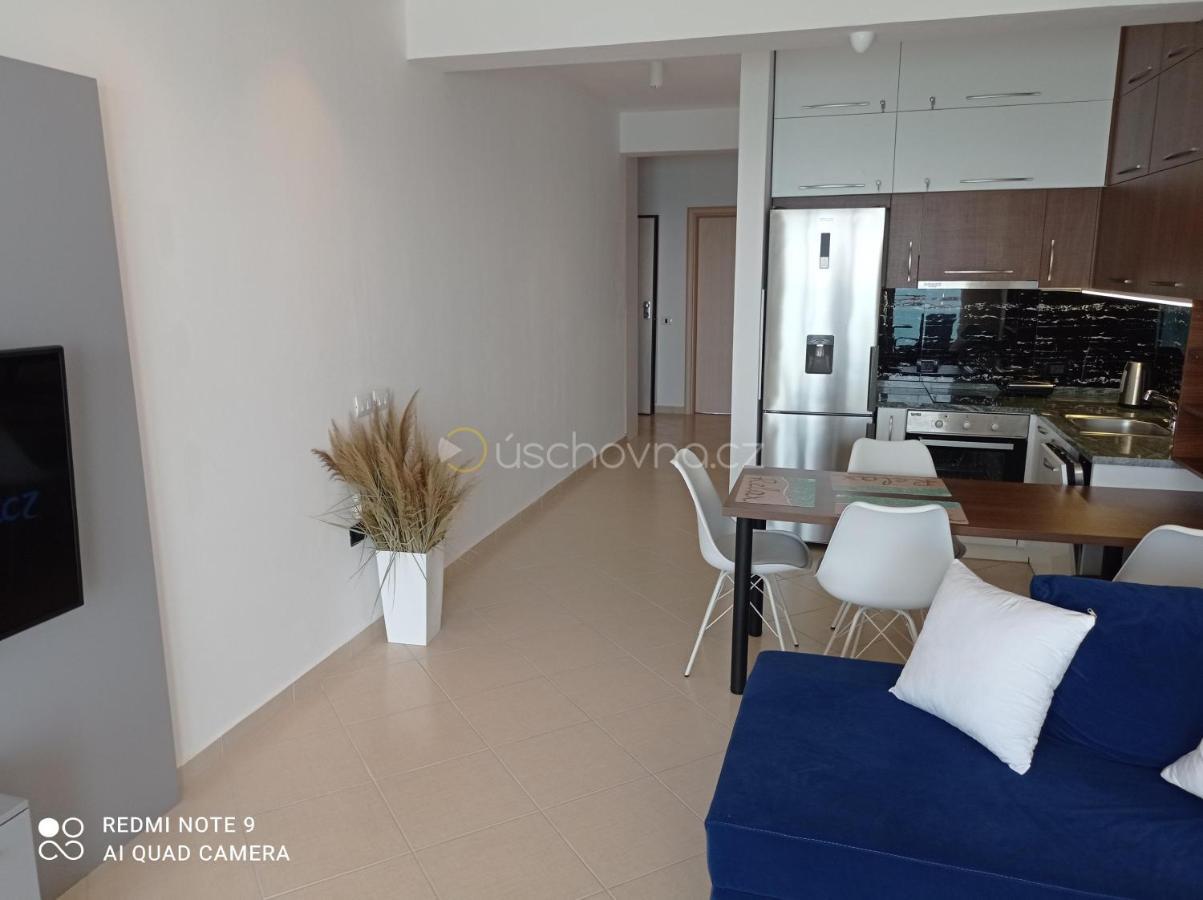 Apartment Cinco 33 Kufrujeme.Cz Дуррес Экстерьер фото